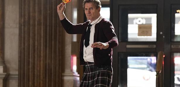 “corra-que-a-policia-vem-ai”:-liam-neeson-prova-que-rir-e-melhor-no-cinema