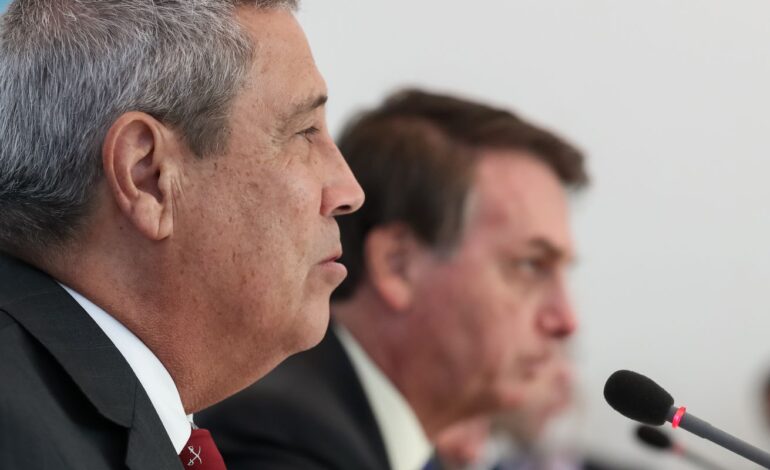 PF: Braga Netto violou proibição de manter contato com Bolsonaro