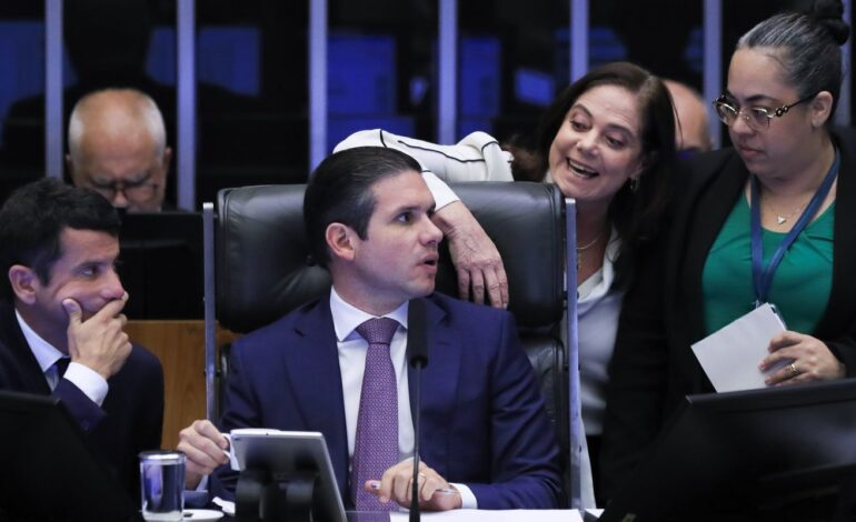 camara-aprova-urgencia-para-isencao-do-ir-de-quem-ganha-ate-r$-5-mil