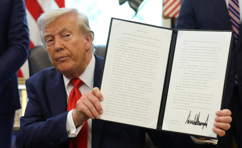trump-assina-decreto-para-acabar-com-fiancas-sem-pagamento-de-dinheiro