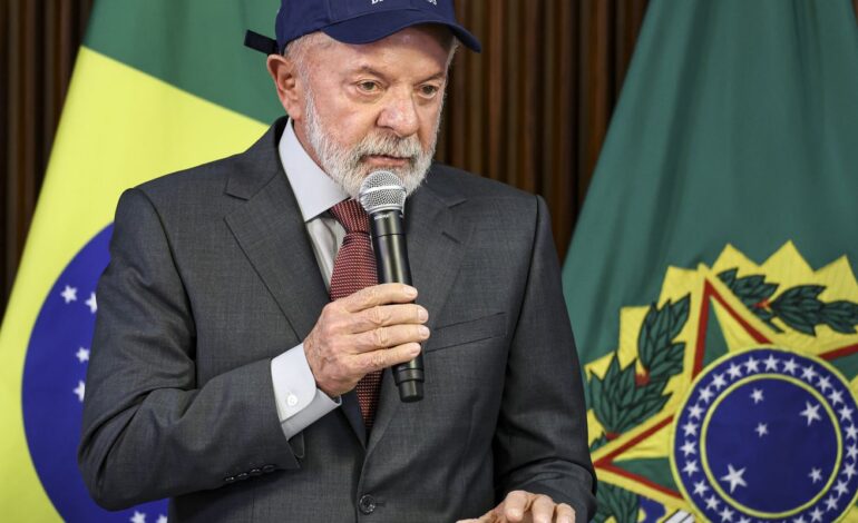 lula-defende-regulacao-de-big-techs durante-reuniao-ministerial
