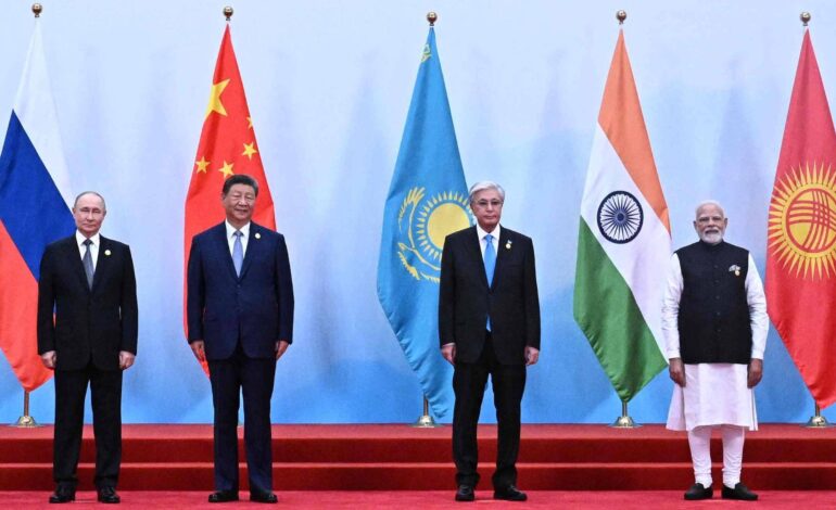 xi-propoe-nova-governanca-global-em-cupula-com-putin-e-modi