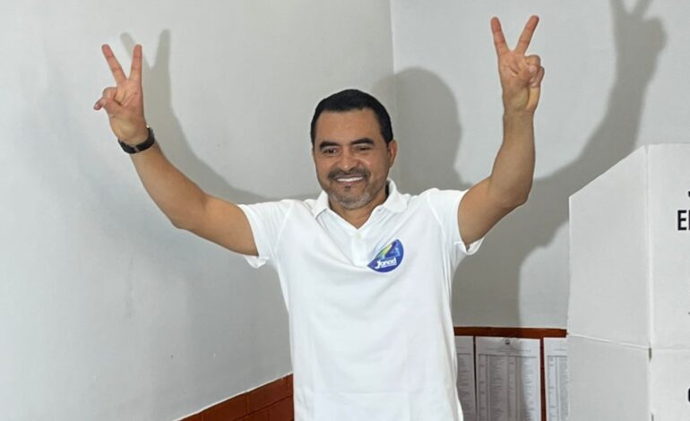 justica-afasta-do-cargo-wanderlei-barbosa,-governador-do-tocantins