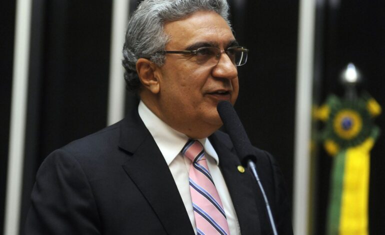 laurez-moreira-assume-governo-do-tocantins-e-exonera-secretarios