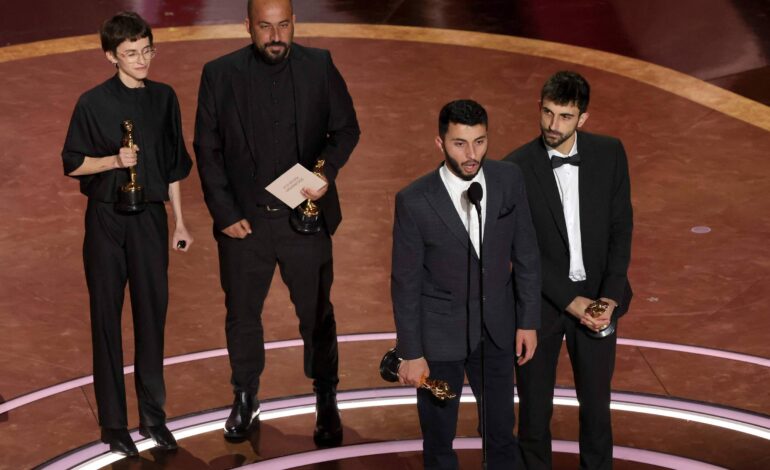 palestino-vencedor-do-oscar-denuncia-invasao-de-sua-casa-por-militares-de-israel