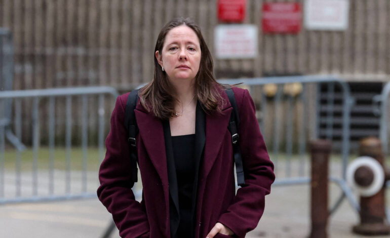 ex-procuradora-do-caso-epstein-processa-governo-trump-apos-ser-demitida-e-cita-motivos-politicos