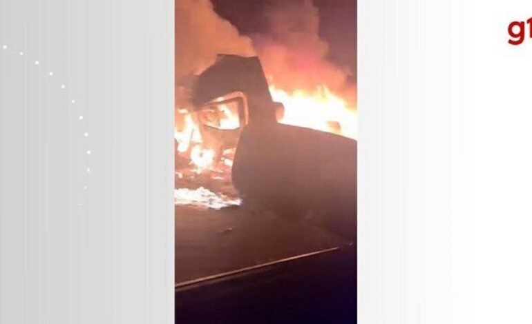 caminhao-pega-fogo-e-deixa-quatro-feridos-apos-batida-entre-tres-veiculos-na-to-373