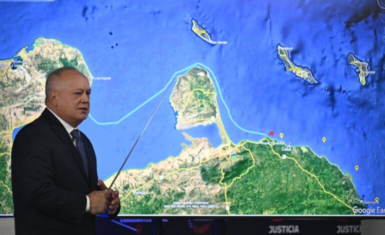 venezuela-responde-aos-eua-com-exercicios-militares-em-ilha-do-caribe