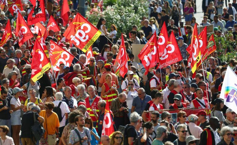 dia-de-greve-geral-na-franca-comeca-com-58-prisoes