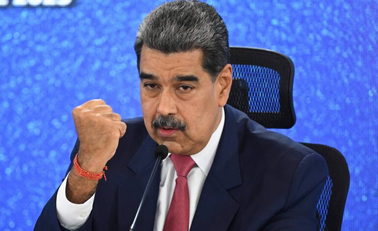 trump-faz-piada-com-video-de-suposto-treinamento-militar-de-mulheres-na-venezuela
