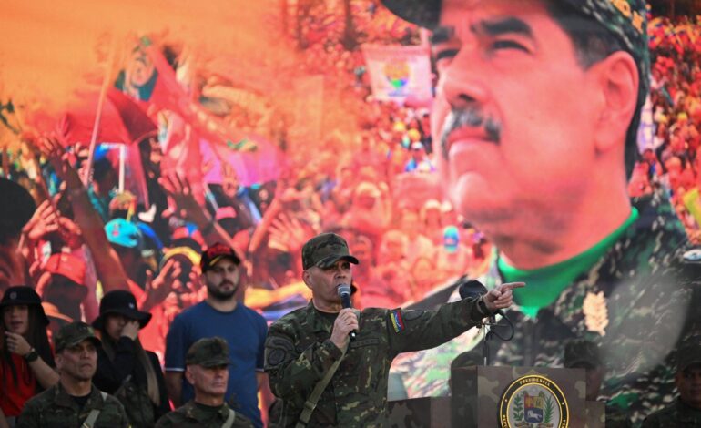 venezuela-diz-que-cinco-cacas-dos-eua-se-aproximaram-de-seu-litoral