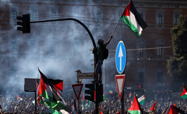 europeus-realizam-atos-pro-palestina-apos-interceptacao-de-flotilha-que-iria-a-gaza