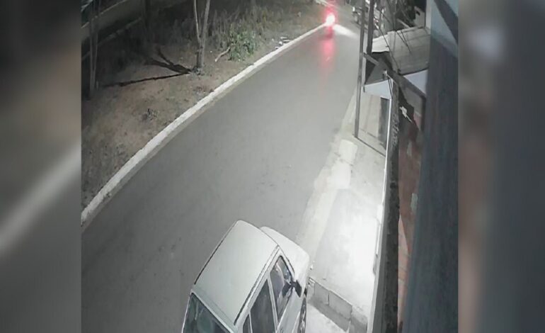 tres-pessoas-morrem-apos-acidente-entre-moto-e-caminhonete-em-cruzamento-de-araguaina;-video