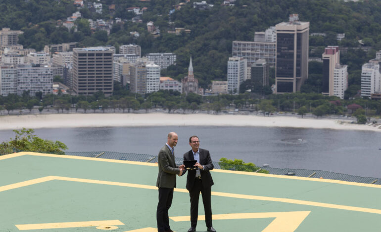 principe-william-visita-pao-de-acucar-e-maracana-e-recebe-chave-do-rio-em-agenda-antes-da-cop30