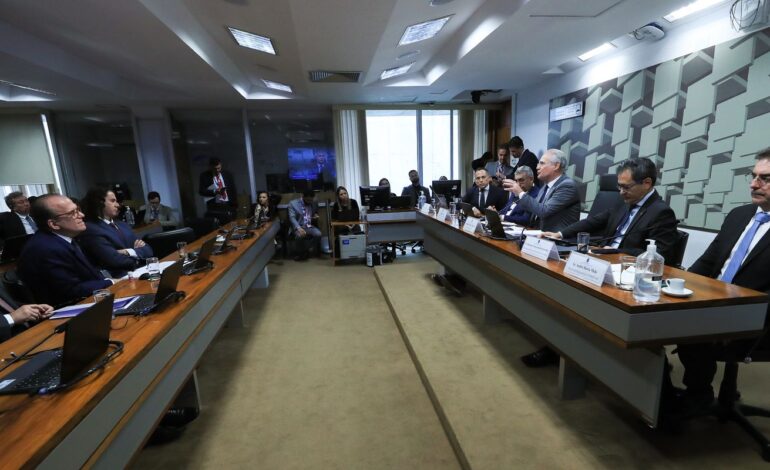 comissao-do-senado-aprova-isencao-do-ir-para-quem-ganha-ate-rs-5-mil
