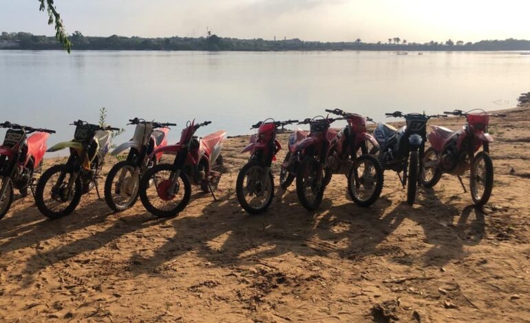 trilheiro-que-morreu-afogado-apos-balsa-afundar-nao-sabia-nadar;-motos-foram-recuperadas