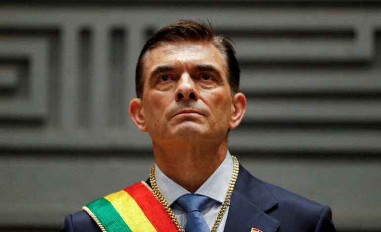 rodrigo-paz-toma-posse-e-afirma-que-bolivia-nunca-mais-sera-submetida-a-‘ideologias-fracassadas’