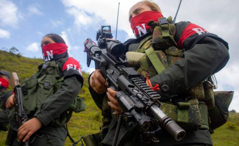 guerrilha-da-colombia-ordena-confinamento-de-civis-e-realiza-exercicios-militares-anti-trump