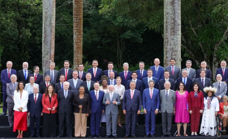 em-ultima-reuniao-ministerial,-lula-diz-que-2026-sera-o-ano-da-verdade