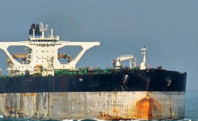 Venezuela anuncia retorno de navio petroleiro em operação com EUA