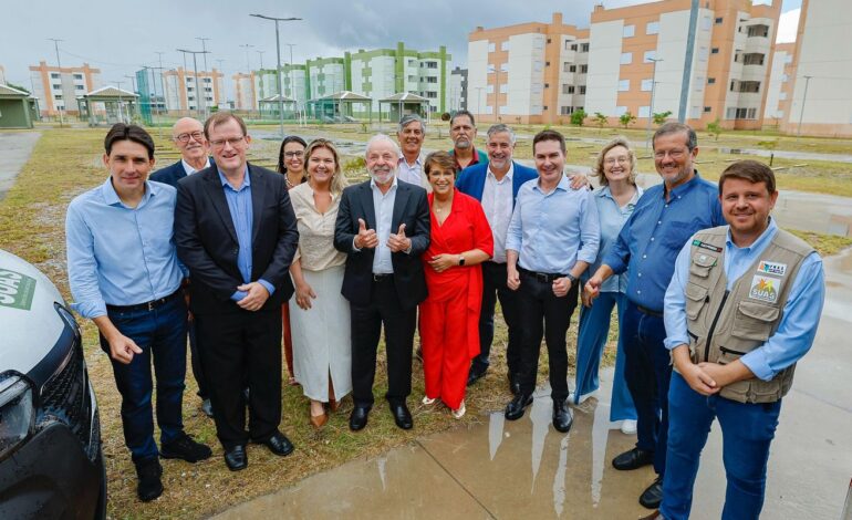 Lula entrega 1.276 unidades do Minha Casa, Minha Vida no RS