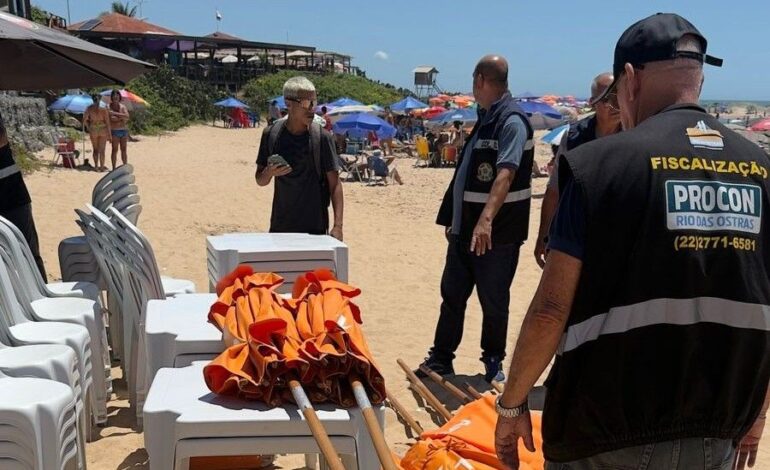 cobrancas-ilegais-e-precos-abusivos-geram-queixas-nas-praias;-quem-fiscaliza?