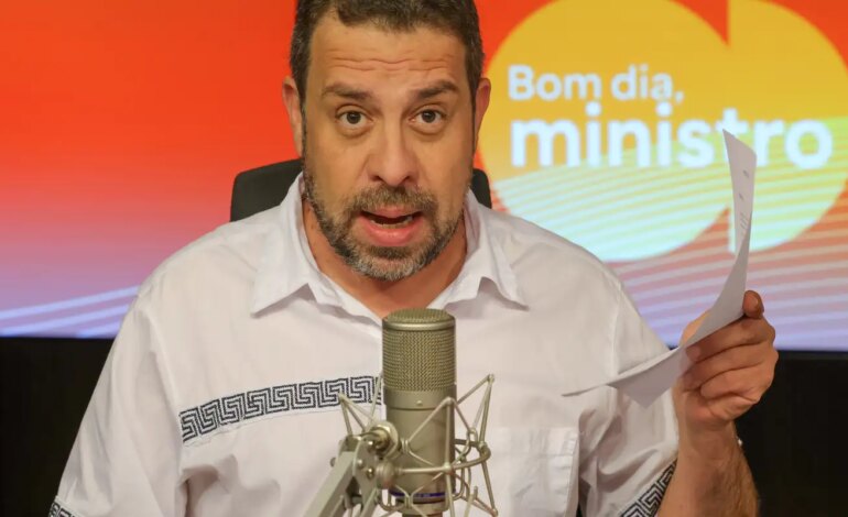 fim-da-escala-6×1-deve-aumentar-produtividade,-diz-boulos