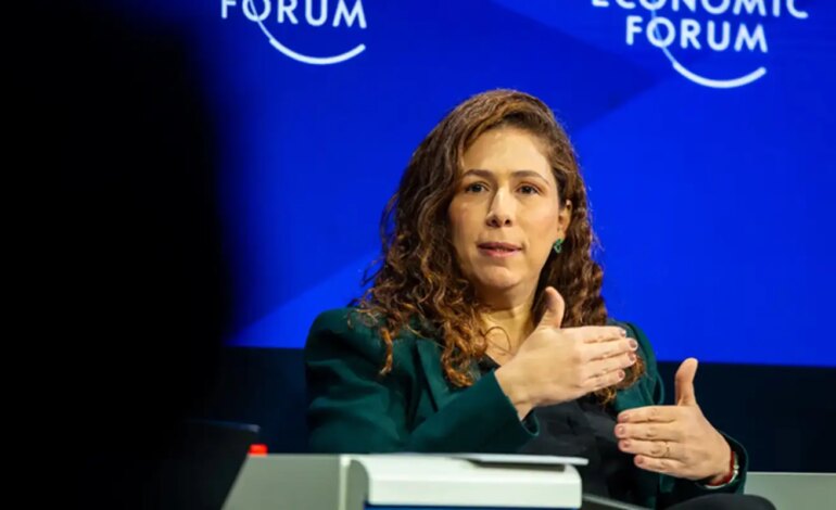 em-davos,-esther-dweck-defende-integracao-da-america-latina