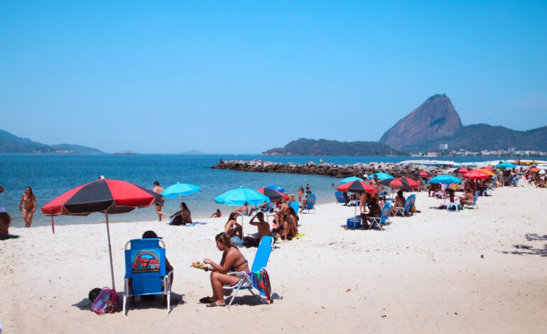 com-recorde-de-estrangeiros,-brasil-finalmente-virou-moda-no-turismo-internacional?