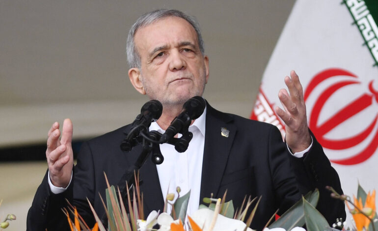 presidente,-chefe-do-judiciario-e-jurista-devem-assumir-transicao-no-ira