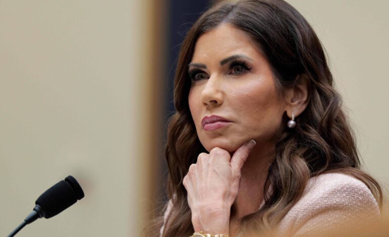 apos-crise-com-ice,-trump-demite-kristi-noem-e-anuncia-senador-como-novo-secretario
