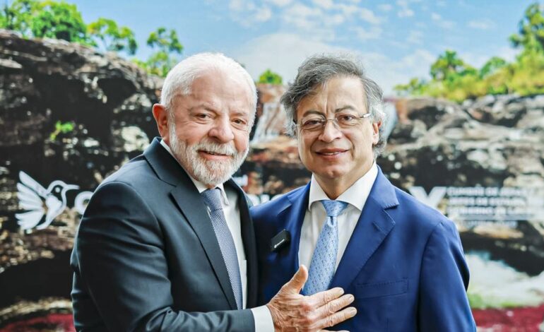 Lula e Petro defendem fortalecimento do multilateralismo regional