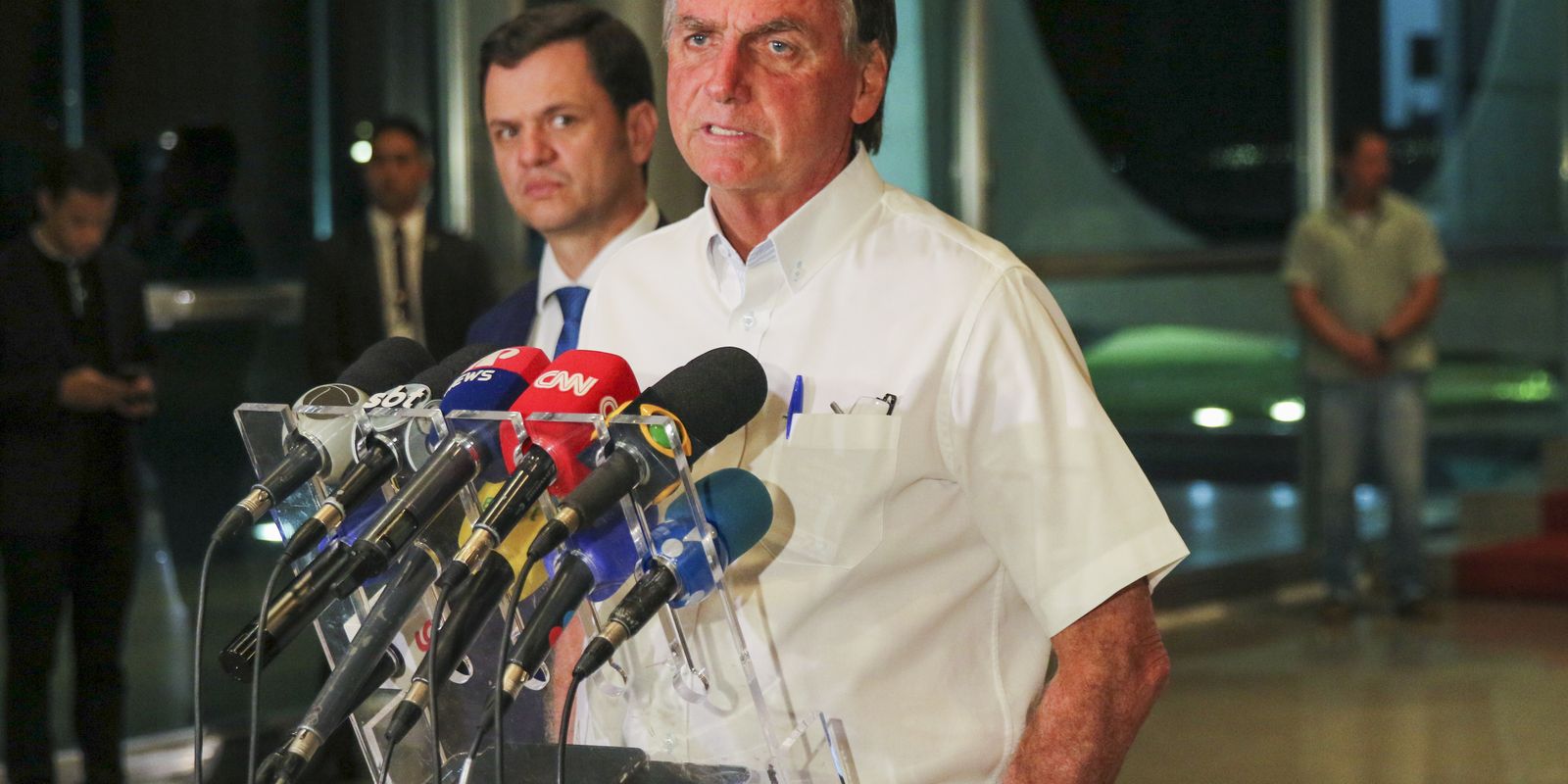 PGR dá parecer favorável à prisão domiciliar de Bolsonaro