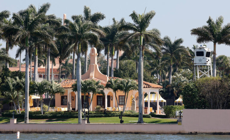 democratas-vencem-eleicao-no-distrito-de-mar-a-lago,-onde-fica-resort-de-trump