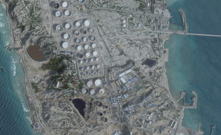 ira-incendeia-petroleiro-gigante-perto-de-dubai-apos-alertas-de-trump