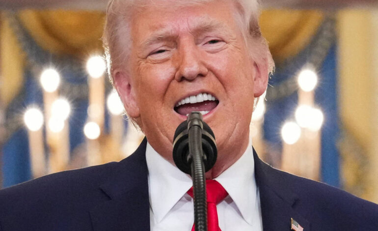 o-culto-a-personalidade,-segundo-donald-trump