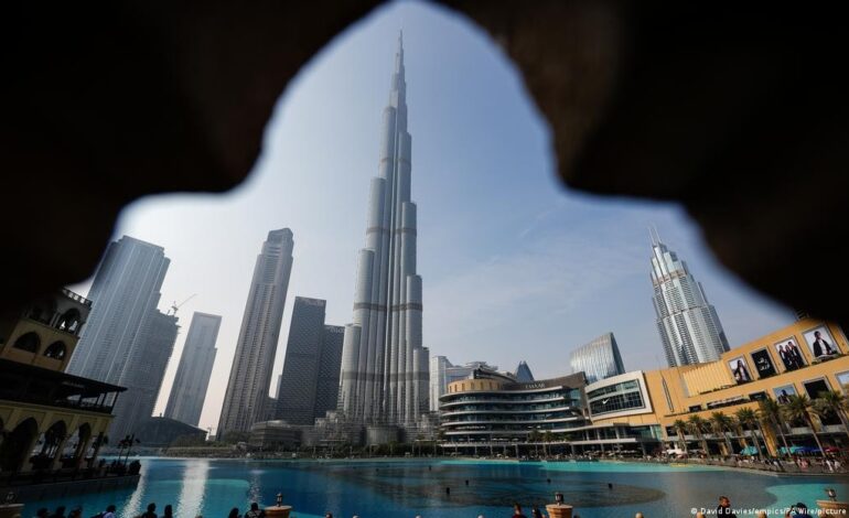 Colapso do turismo: lojas de luxo em Dubai sentem baque da guerra no Oriente Médio