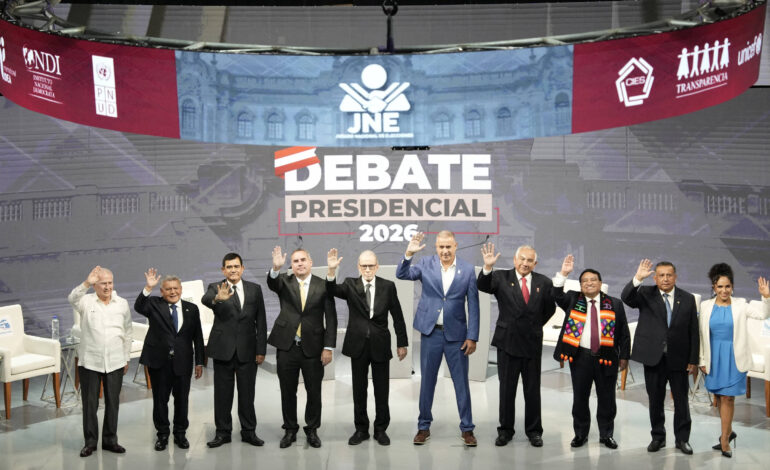 peru-vai-as-urnas-para-eleger-seu-10o-presidente-em-uma-decada