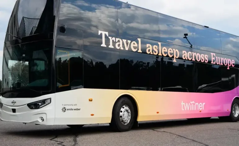 europa-finalmente-descobre-o-onibus-leito,-e-modelo-comum-no-brasil-cresce-no-continente