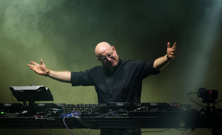 padre-dj-aviva-ate-ateus-em-homenagem-a-papa-francisco-em-buenos-aires