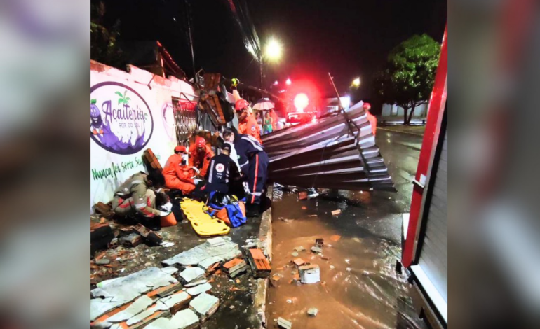 Telhado desaba sobre homem que dormia e mobiliza resgate em Araguaína