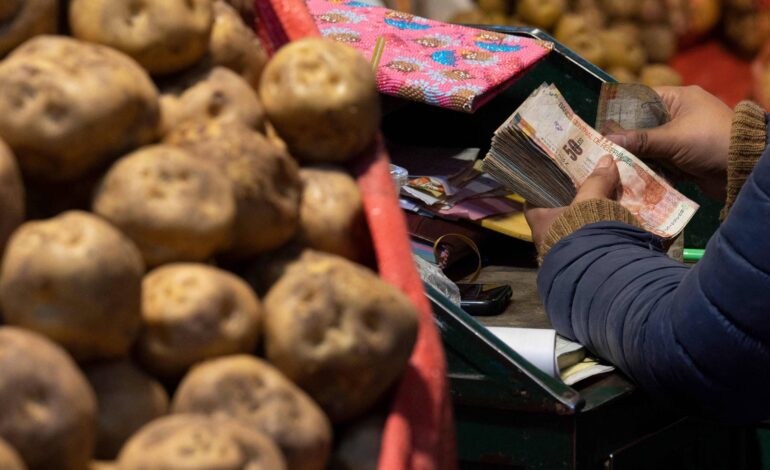 Modelo peruano blindou economia da crise política, mas não resolveu desigualdade