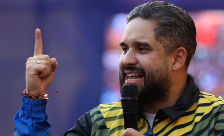 pensamos-que-maduro-fosse-morrer,-diz-filho-do-ditador-deposto-sobre-captura-pelos-eua