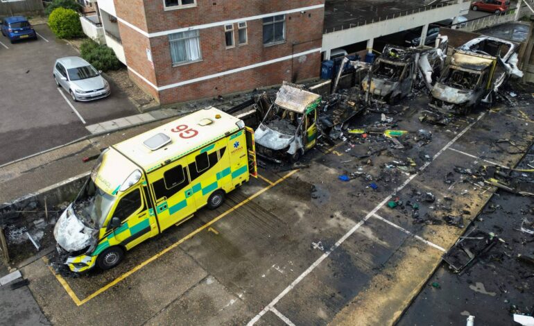 terrorista-esfaqueia-dois-judeus-em-ataque-em-londres