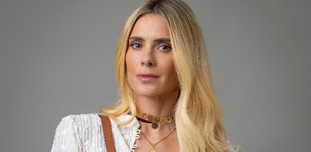 carolina-dieckmmann-mostra-novo-visual-morena:-‘dina,-e-voce?’