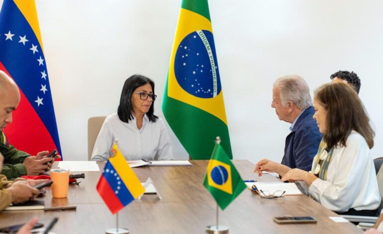 “Ajuda brasileira não será episódica”, diz Múcio em visita à Venezuela