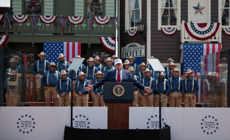 Trump faz piada sobre ‘ménage à trois’ com os próprios filhos