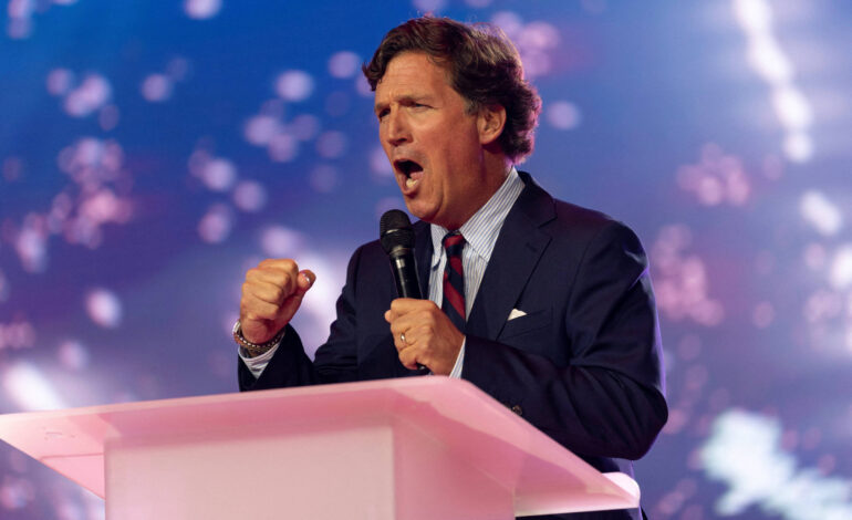 Ex-aliado de Trump, Tucker Carlson rompe com republicanos e planeja criar o próprio partido