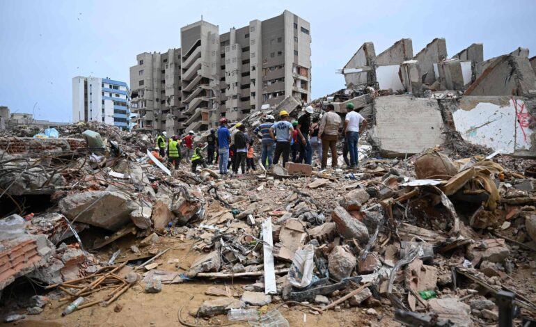 sobe-para-2.954-o-numero-de-mortos-em-terremotos-na-venezuela