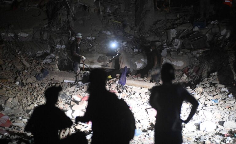 numero-de-mortos-por-terremotos-na-venezuela-sobe-para-3.889,-diz-regime